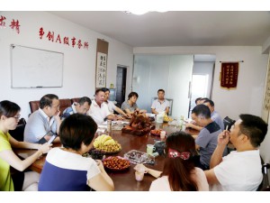 郴州市召开税、中、企三方座谈会